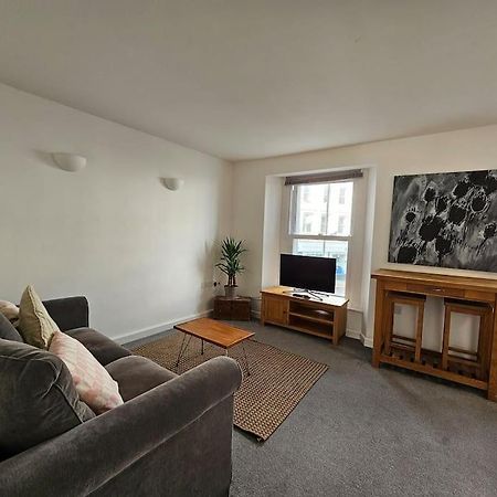 Beautiful And Bright !! Town/Harbour Apartment #1 Penzance Exterior foto